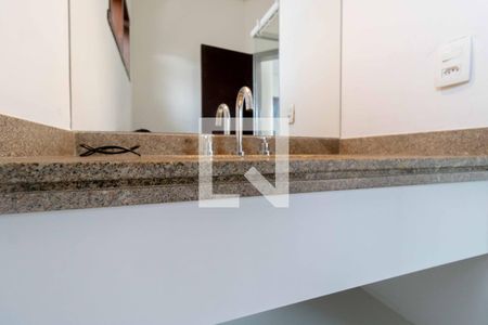 Casa de condomínio para alugar com 648m², 5 quartos e 4 vagasBanheiro da Suíte 2