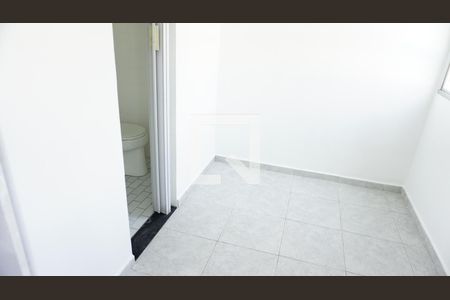 Apartamento à venda com 72m², 2 quartos e 1 vagaQuarto Empregada