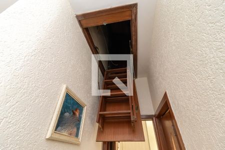 Casa à venda com 125m², 3 quartos e 2 vagasCorredor dos Quartos