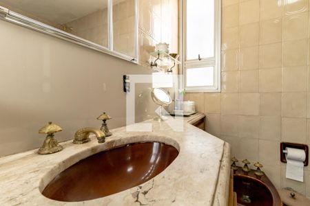 Apartamento à venda com 110m², 3 quartos e 2 vagasBanheiro do Quarto 1