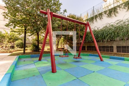 Apartamento à venda com 110m², 3 quartos e 2 vagasÁrea comum - Playground