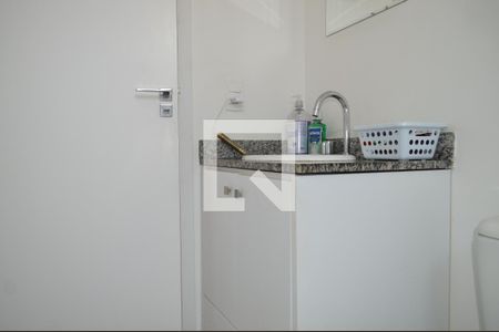 Apartamento à venda com 68m², 1 quarto e 2 vagasBanheiro da Suíte