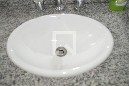 Apartamento à venda com 68m², 1 quarto e 2 vagasBanheiro