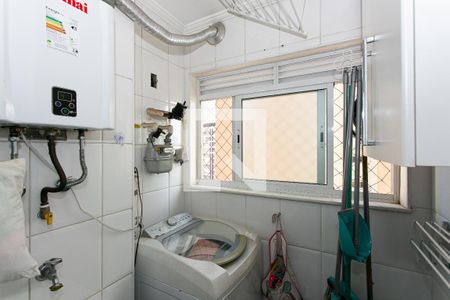 Apartamento à venda com 64m², 3 quartos e 1 vagaÁrea de Serviço