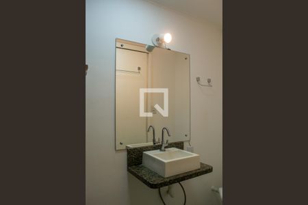 Banheiro de apartamento à venda com 1 quarto, 32m² em Cidade Baixa, Porto Alegre