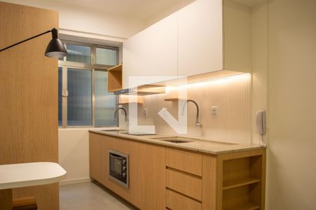 Cozinha de apartamento à venda com 1 quarto, 32m² em Cidade Baixa, Porto Alegre