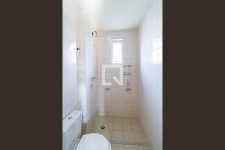 Apartamento para alugar com 85m², 3 quartos e 2 vagas Apartamento para alugar com 85m², 3 quartos e 2 vagasBanheiro social