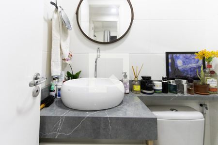 Apartamento à venda com 37m², 2 quartos e sem vaga Apartamento à venda com 37m², 2 quartos e sem vagaBanheiro