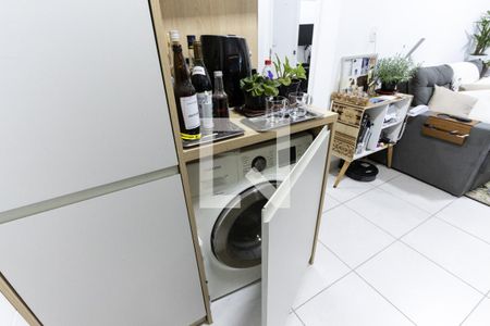 Apartamento à venda com 37m², 2 quartos e sem vaga Apartamento à venda com 37m², 2 quartos e sem vagaÁrea de Serviço