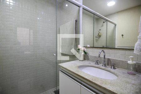 Apartamento à venda com 112m², 3 quartos e 2 vagasQuarto 2 - Banheiro da Suíte