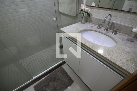 Apartamento à venda com 112m², 3 quartos e 2 vagasQuarto 2 - Banheiro da Suíte