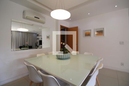 Apartamento à venda com 112m², 3 quartos e 2 vagasSala