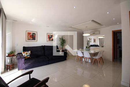 Apartamento à venda com 112m², 3 quartos e 2 vagasSala