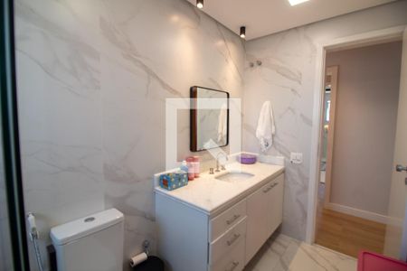 Apartamento à venda com 160m², 4 quartos e 2 vagas Apartamento à venda com 160m², 4 quartos e 2 vagasBanheiro