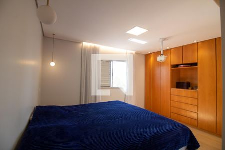Apartamento à venda com 160m², 4 quartos e 2 vagas Apartamento à venda com 160m², 4 quartos e 2 vagasQuarto 4 - Suíte