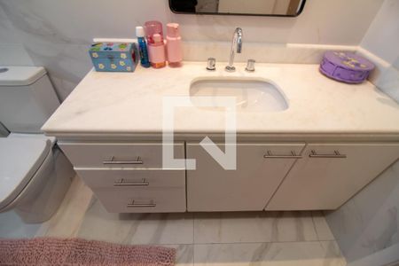 Apartamento à venda com 160m², 4 quartos e 2 vagas Apartamento à venda com 160m², 4 quartos e 2 vagasBanheiro