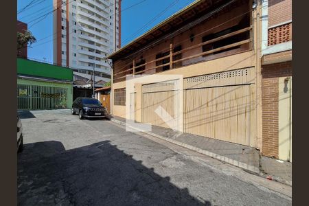 Casa à venda com 170m², 3 quartos e 2 vagasFachada