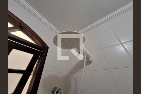 Casa à venda com 170m², 3 quartos e 2 vagasBanheiro Quarto 1