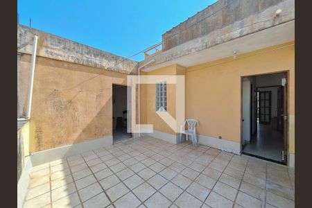 Casa à venda com 170m², 3 quartos e 2 vagasQuintal
