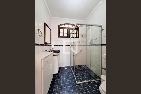 Casa à venda com 170m², 3 quartos e 2 vagasBanheiro Quarto 1