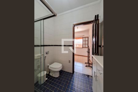 Casa à venda com 170m², 3 quartos e 2 vagasBanheiro Quarto 1