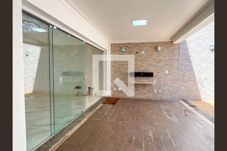 Casa à venda com 350m², 3 quartos e 5 vagasÁrea gourmet