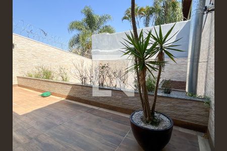 Casa à venda com 350m², 3 quartos e 5 vagasVaranda da Suíte 3