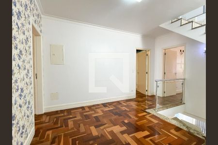 Casa à venda com 350m², 3 quartos e 5 vagasHall