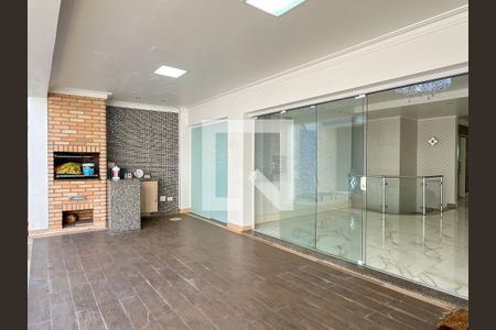 Casa à venda com 350m², 3 quartos e 5 vagasÁrea gourmet