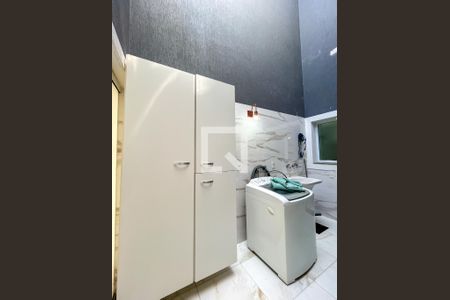 Casa à venda com 350m², 3 quartos e 5 vagasÁrea de Serviço