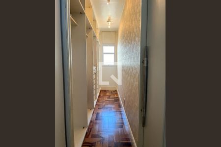 Casa à venda com 350m², 3 quartos e 5 vagasCloset da Suíte 3