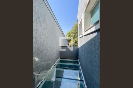 Casa à venda com 350m², 3 quartos e 5 vagasSolário Suíte 2