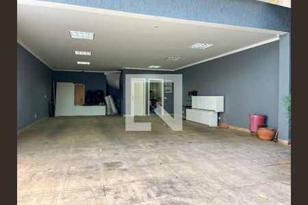 Casa à venda com 350m², 3 quartos e 5 vagasGaragem