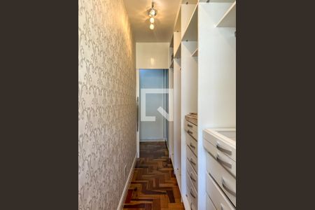 Casa à venda com 350m², 3 quartos e 5 vagasCloset da Suíte 3