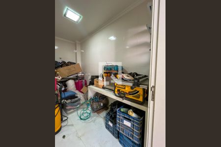 Casa à venda com 350m², 3 quartos e 5 vagasQuarto de Serviço