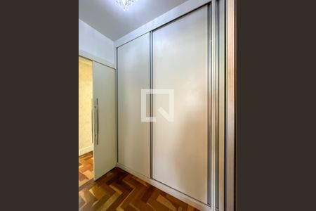 Casa à venda com 350m², 3 quartos e 5 vagasCloset da Suíte 3