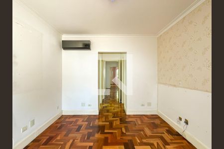 Casa à venda com 350m², 3 quartos e 5 vagasSuíte 3