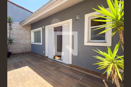 Casa à venda com 350m², 3 quartos e 5 vagasVaranda da Suíte 3