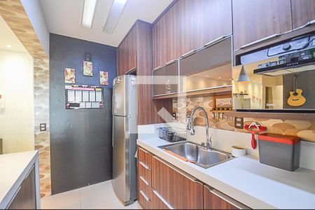 Apartamento à venda com 93m², 3 quartos e 2 vagasCozinha