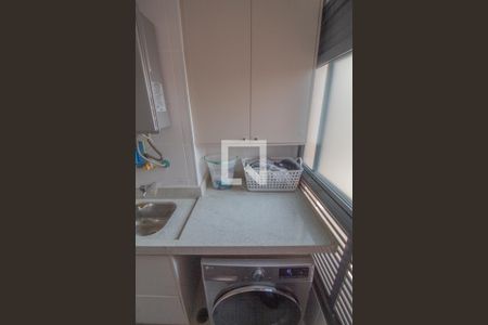 Apartamento à venda com 78m², 2 quartos e 1 vagaDetalhe da área de serviço