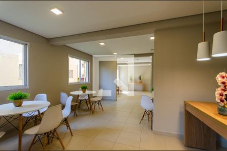 Apartamento para alugar com 1750m², 2 quartos e sem vagaÁrea comum