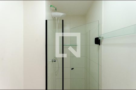 Apartamento para alugar com 1750m², 2 quartos e sem vagaBanheiro