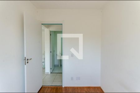 Quarto 1 de apartamento para alugar com 2 quartos, 1750m² em Piqueri, São Paulo