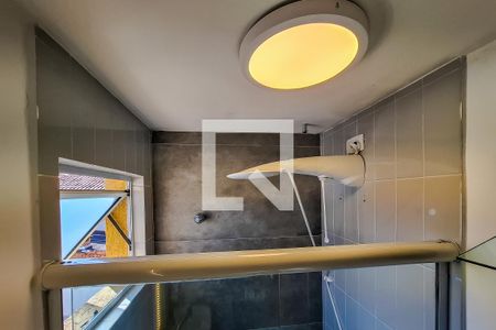 Casa de condomínio à venda com 98m², 3 quartos e 2 vagasbanheiro