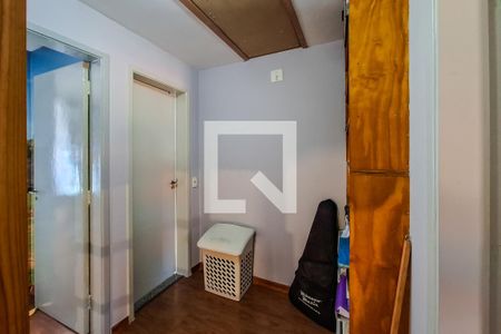 Casa de condomínio à venda com 98m², 3 quartos e 2 vagascorredor