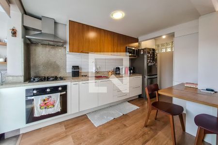 Casa de condomínio à venda com 98m², 3 quartos e 2 vagascozinha