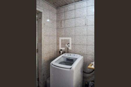 Casa à venda com 125m², 4 quartos e 2 vagas Casa à venda com 125m², 4 quartos e 2 vagasÁrea de Serviço