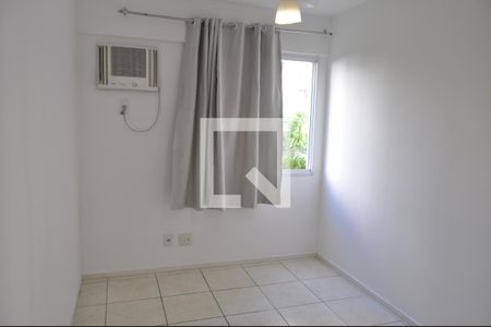 Quarto 1 de apartamento para alugar com 2 quartos, 63m² em Del Castilho, Rio de Janeiro