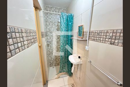 Banheiro de kitnet/studio para alugar com 1 quarto, 30m² em Piedade, Rio de Janeiro