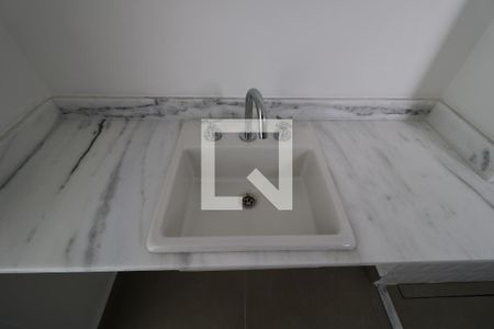 Apartamento à venda com 161m², 3 quartos e 3 vagasBanheiro da Suíte 2 - Pia